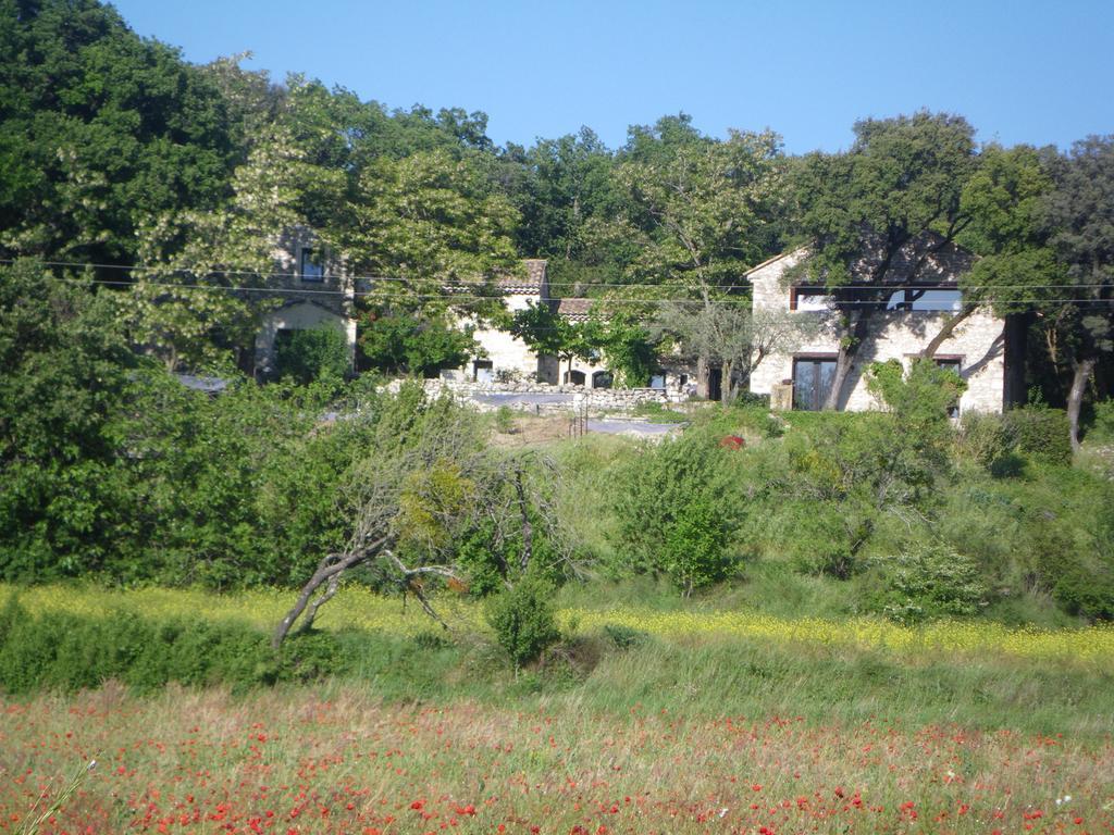 Les Esplanes Bed and Breakfast La Garde-Adhémar Exteriör bild